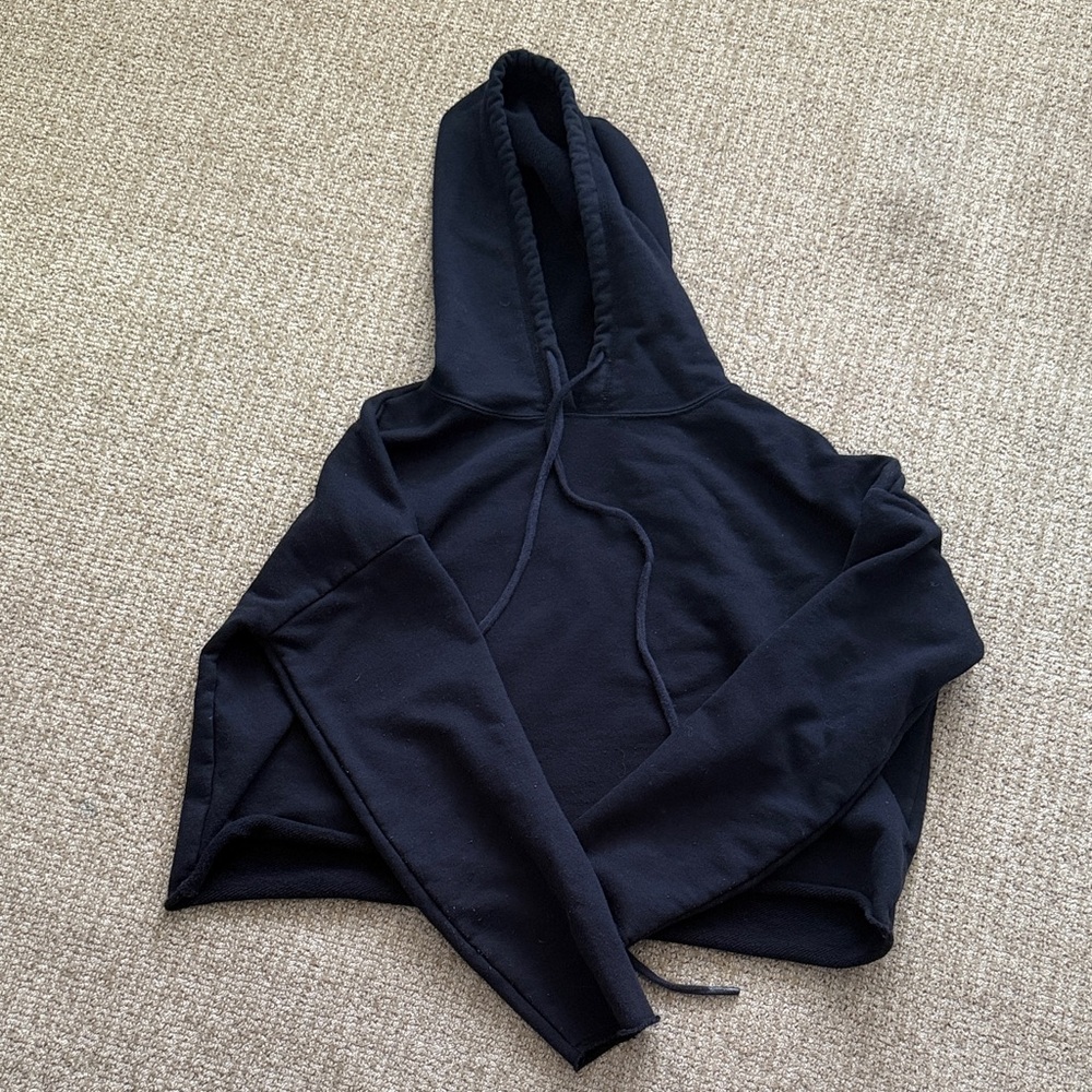 ALO Yoga Black cropped Hoodie